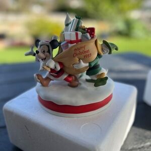 Mickey and Friends Christmas Figurine